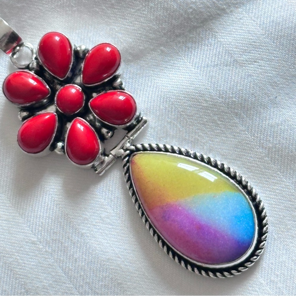 Artisan Jewelry Red Coral Floral Pendant with Multicolor Teardrop Handcrafted - Picture 7 of 15